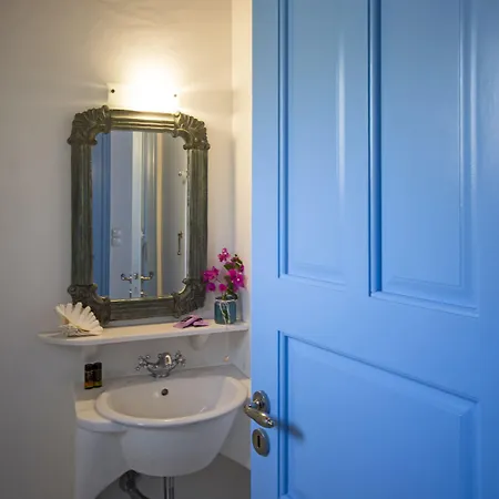 Anerousses Mykonian Traditional *