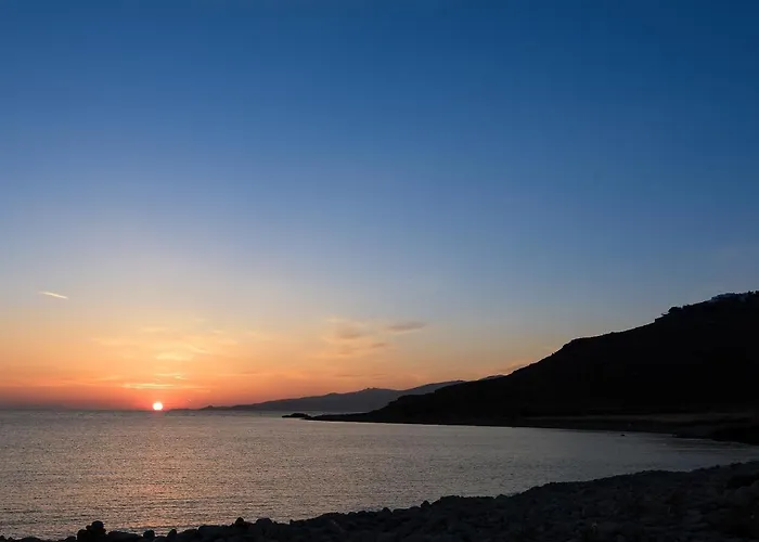 Anerousses Mykonian Traditional * Houlakia (Mykonos)