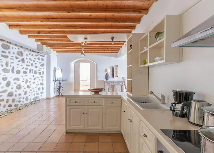 Anerousses Mykonian Traditional