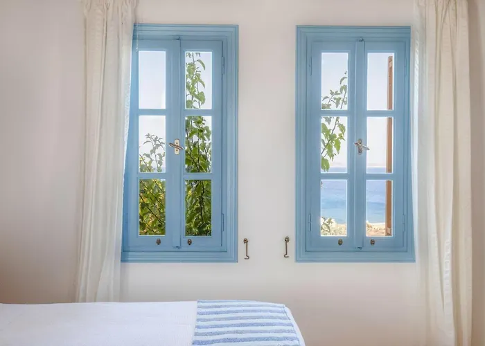 Anerousses Mykonian Traditional * Houlakia (Mykonos)