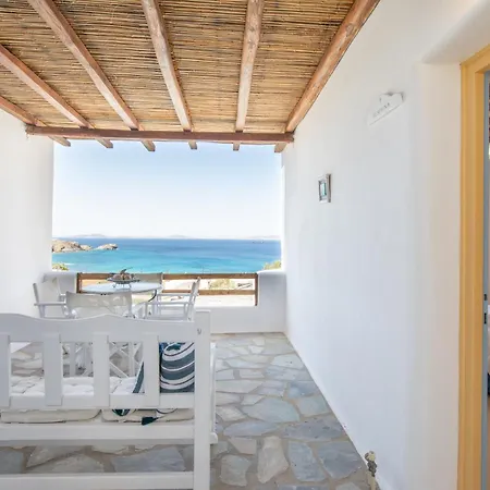 Anerousses Mykonian Traditional Apartment