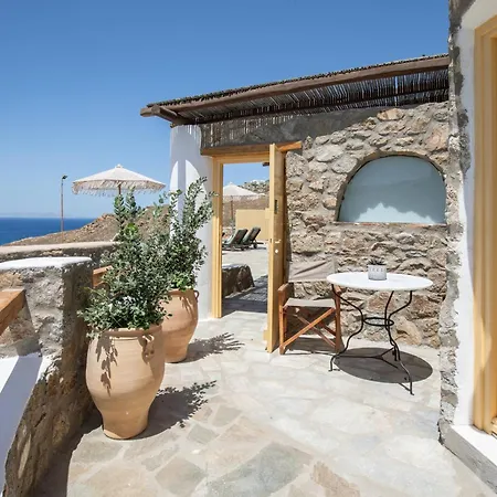 Anerousses Mykonian Traditional Apartment