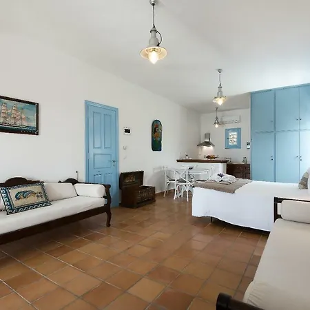 Anerousses Mykonian Traditional